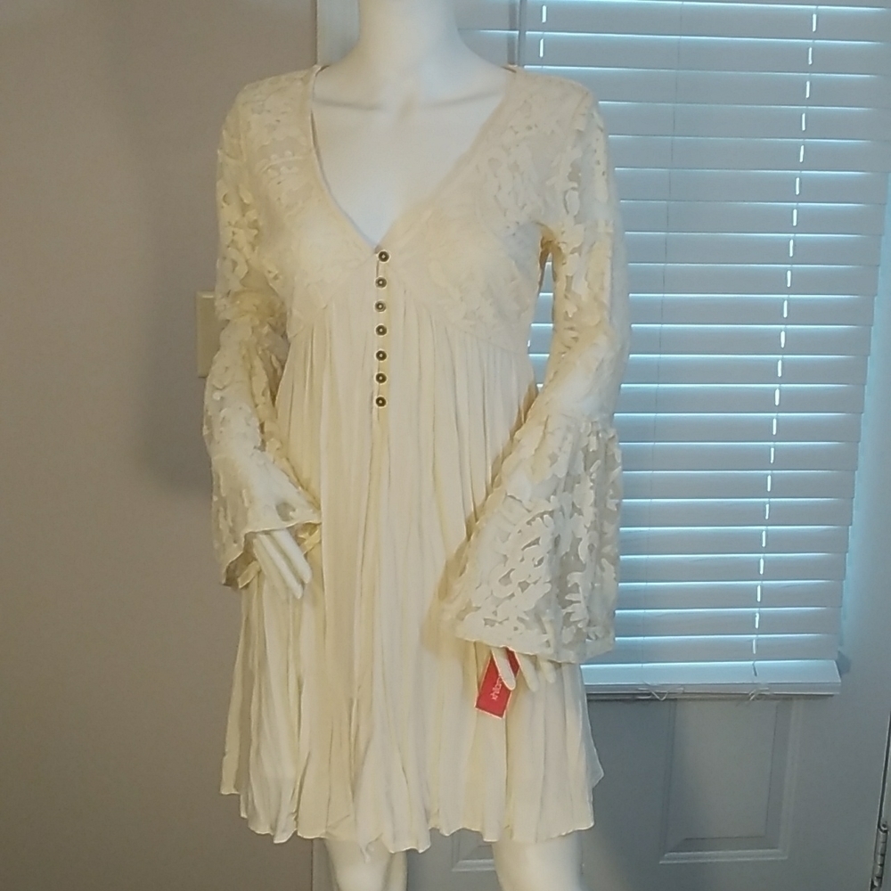 Xhilaration Cream Babydoll Mini Dress Size M V Neck Embroider Bodice Sleeves - Picture 13 of 13